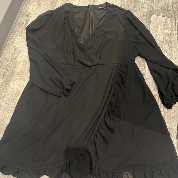 Shein Curve Womens 4XL black Flowy Long Sleeve Dress Very Light Material - Picture 1 of 5